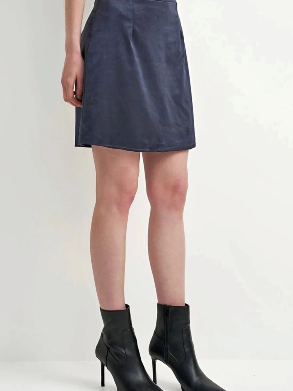 ASTRID Nubuck Mini Skirt Blue Msrp $105